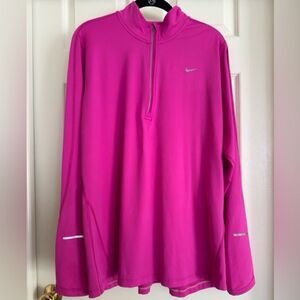 NIKE NWOT Women’s Element Dri Fit Pink half zip training top - 1X